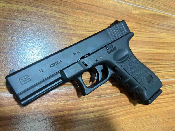 格洛克G17电动氺蛋玩具